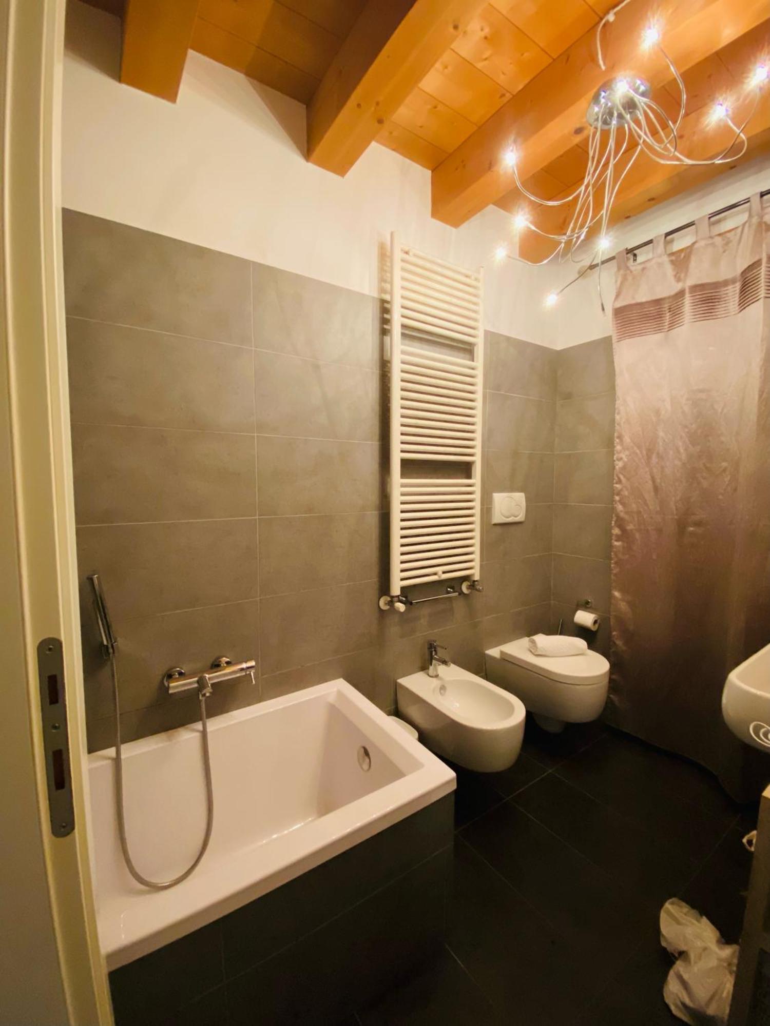 Luxury Garden Affittacamere Mestre